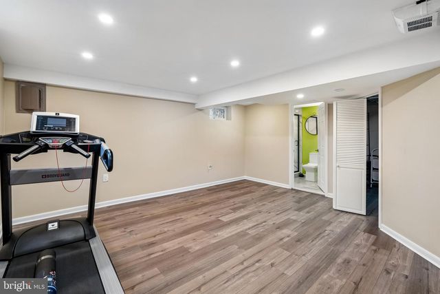 5727 2ND ST NE, Washington, DC 20011