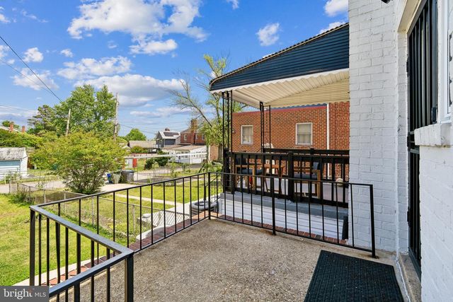 5727 2ND ST NE, Washington, DC 20011