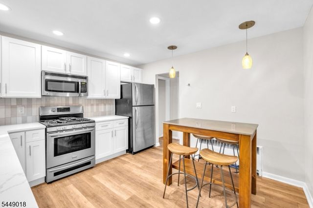 50 Leslie St, East Orange City, NJ 07017