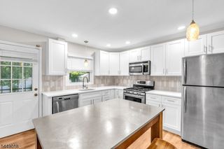 50 Leslie St, East Orange City, NJ 07017