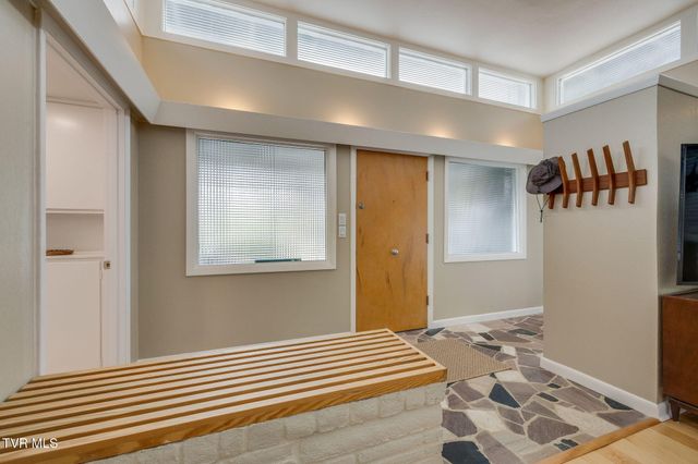 437 High Ridge Road, Kingsport, TN 37660
