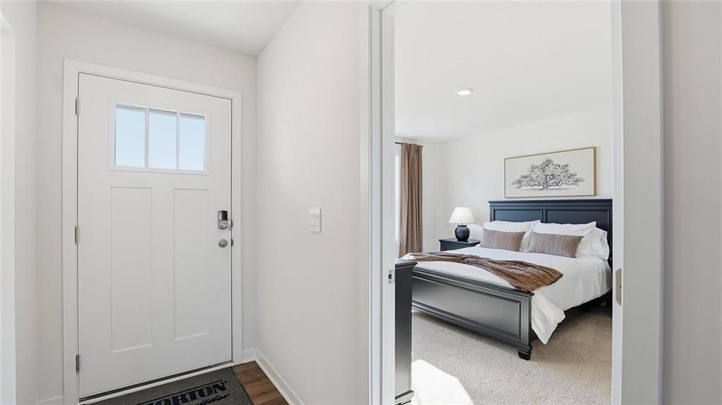 21801 Vinci Circle, Peculiar, MO 64078