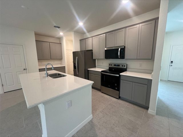 513 BOUNDS STREET, Port Charlotte, FL 33954