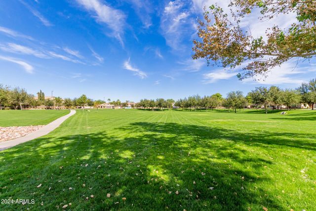 4333 S RIM Court, Gilbert, AZ 85297