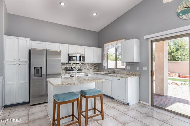 4333 S RIM Court, Gilbert, AZ 85297