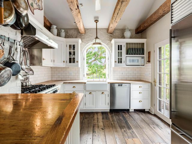 213 Beaver Brook Road, Lyme, CT 06371