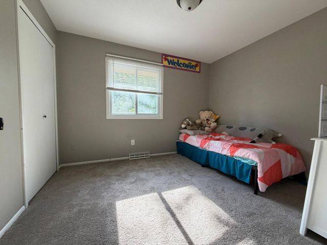 7356 Douglas Drive N, Brooklyn Park, MN 55443