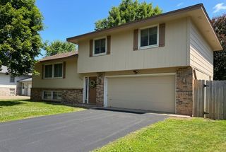 7356 Douglas Drive N, Brooklyn Park, MN 55443