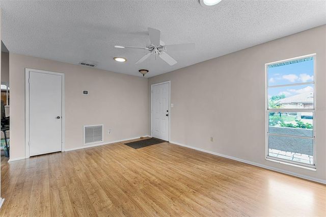 1384 LA PALOMA CIRCLE, Winter Springs, FL 32708