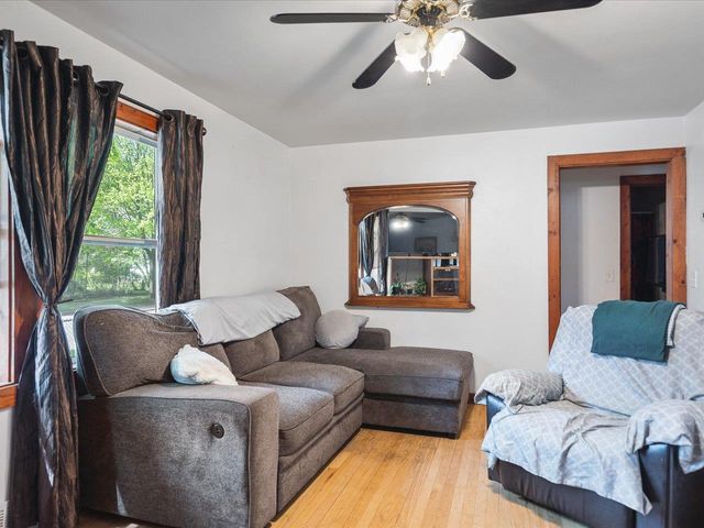 1450 S Willard Avenue, Janesville, WI 53546