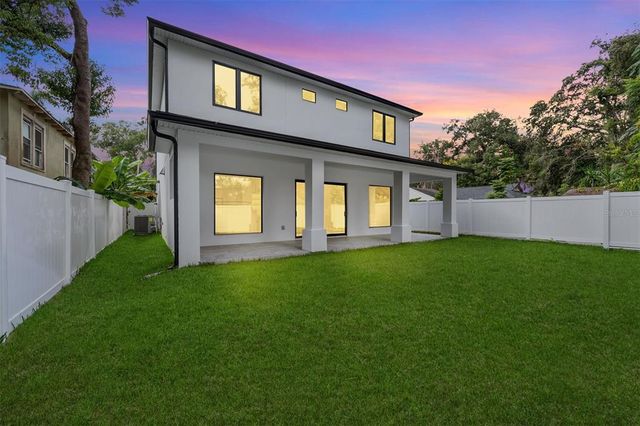 1217 CLOVERLAWN AVENUE, Orlando, FL 32806