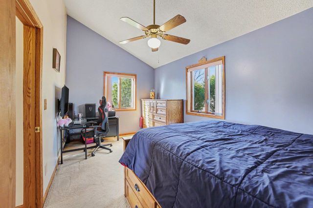 2302 E Brooks Road, Freeland, MI 48623