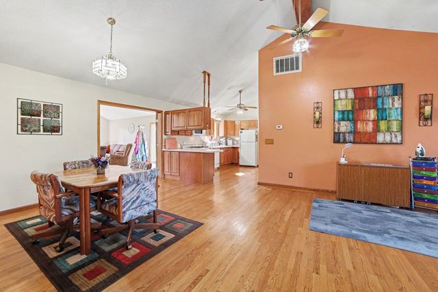 2302 E Brooks Road, Freeland, MI 48623