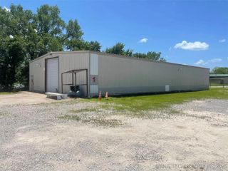 1781 E 14 Street, Bartlesville, OK 74003