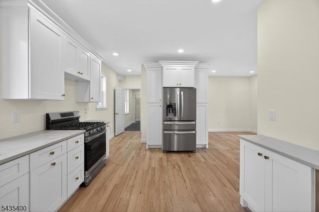 35 Stanhope Rd, Sparta Twp., NJ 07871