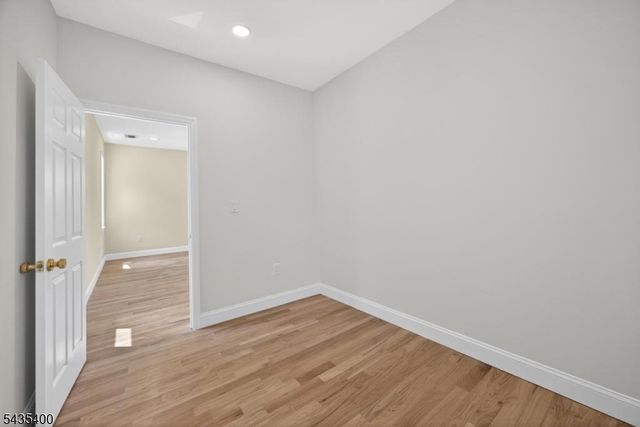 35 Stanhope Rd, Sparta Twp., NJ 07871