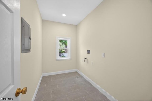 35 Stanhope Rd, Sparta Twp., NJ 07871