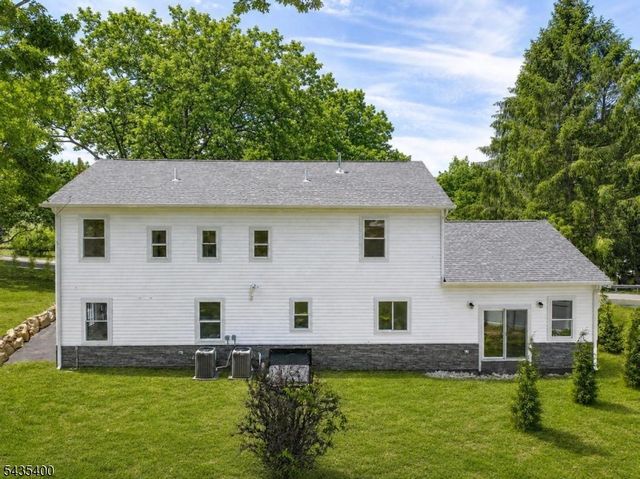 35 Stanhope Rd, Sparta Twp., NJ 07871