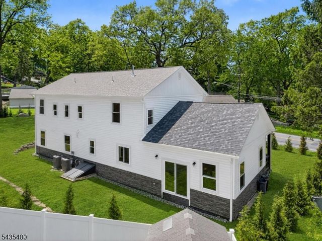 35 Stanhope Rd, Sparta Twp., NJ 07871