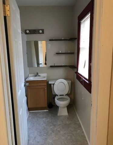 830 S Market, Wichita, KS 67213