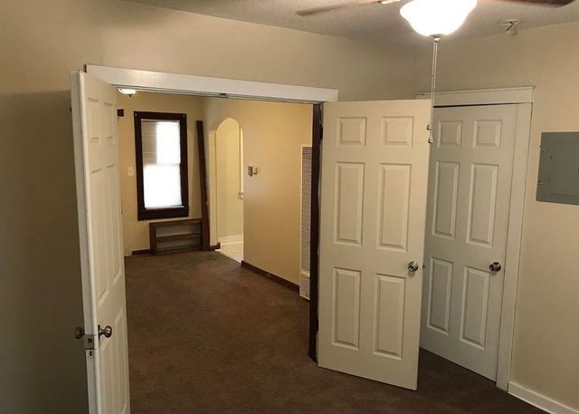 830 S Market, Wichita, KS 67213