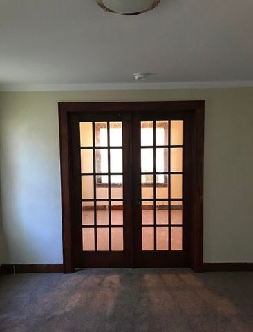 830 S Market, Wichita, KS 67213