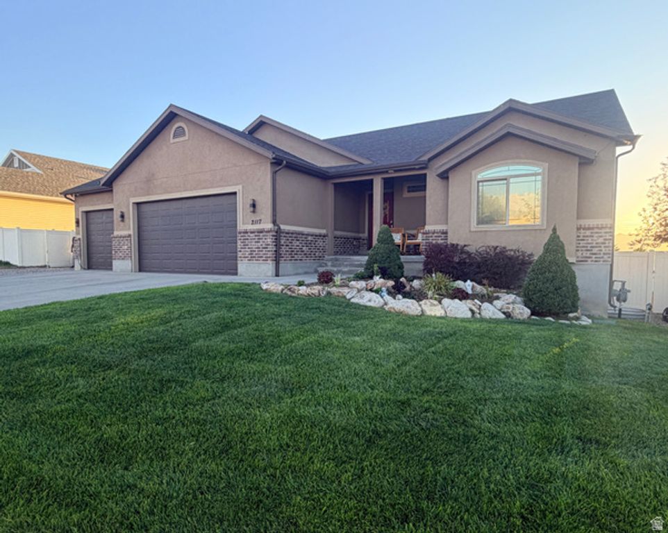 2117 N 220 W, Tooele, UT 84074 — exterior