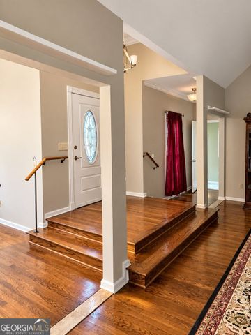 2022 Rocky Point Bluff NW, Kennesaw, GA 30152