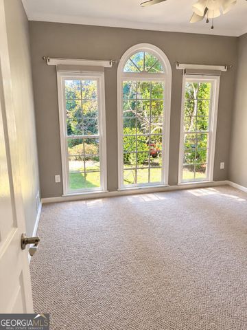 2022 Rocky Point Bluff NW, Kennesaw, GA 30152