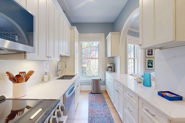 86 Worcester St 4, Boston, MA 02118