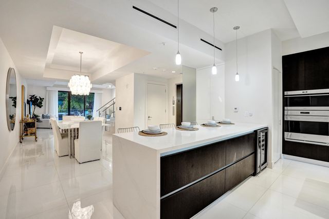 3030 N Ocean Boulevard S104, Fort Lauderdale, FL 33308