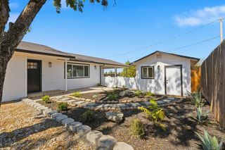 12171 Dry Creek Rd, Auburn, CA 95602