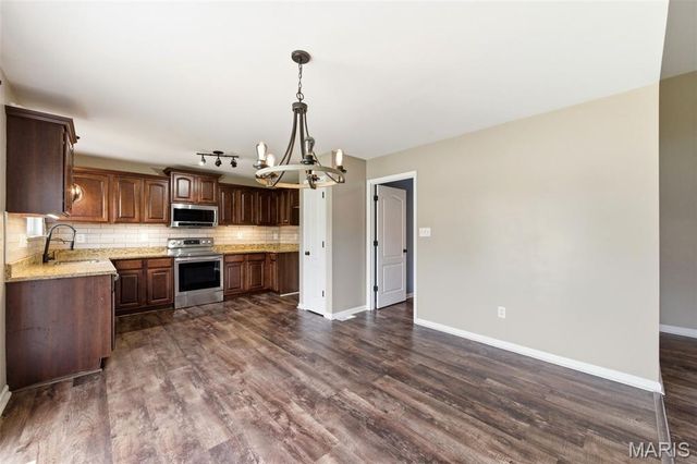 313 Mahalo Drive, Moscow Mills, MO 63362