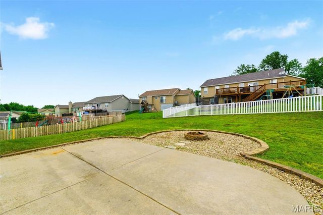 313 Mahalo Drive, Moscow Mills, MO 63362