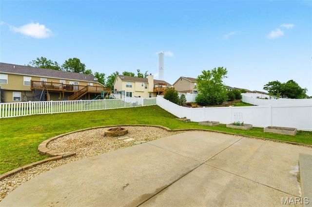 313 Mahalo Drive, Moscow Mills, MO 63362