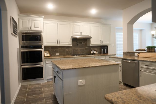 105 Wild River Court, Desoto, TX 75115