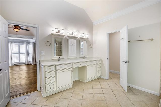 3127 Crestmont Way NW, Kennesaw, GA 30152