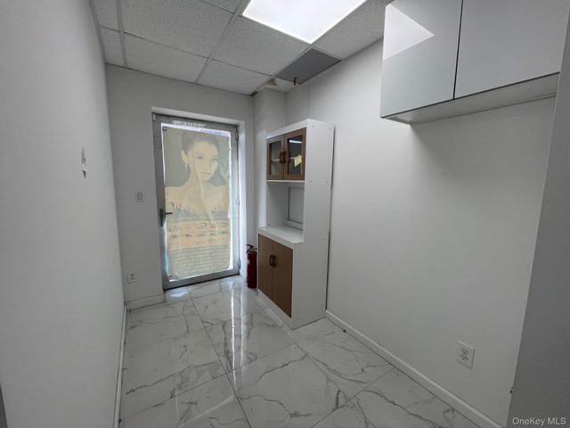 4142 College Point Boulevard 2A, Flushing, NY 11355