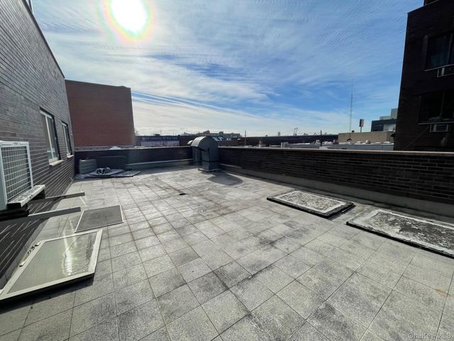 4142 College Point Boulevard 2A, Flushing, NY 11355