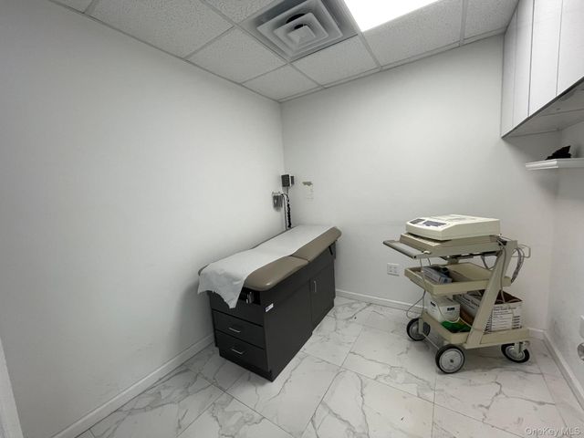 4142 College Point Boulevard 2A, Flushing, NY 11355