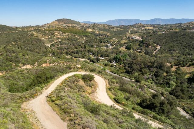 27995 Cougar Pass Rd 54, Escondido, CA 92026