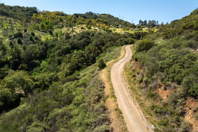 27995 Cougar Pass Rd 54, Escondido, CA 92026