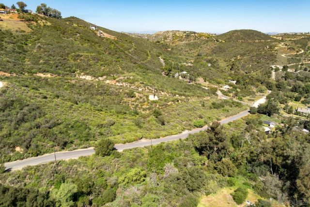 27995 Cougar Pass Rd 54, Escondido, CA 92026