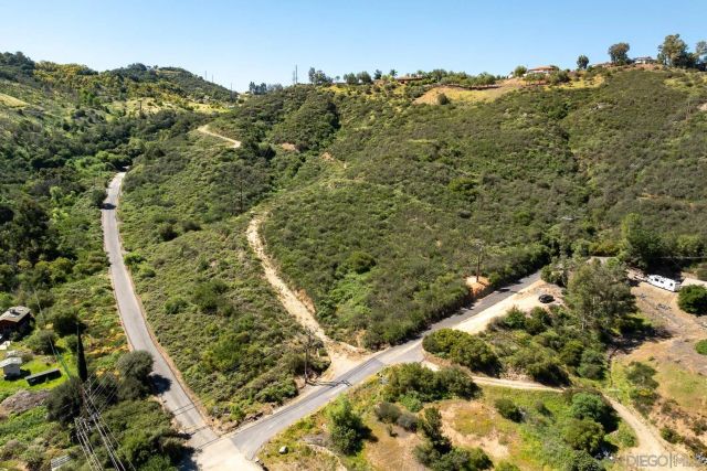 27995 Cougar Pass Rd 54, Escondido, CA 92026