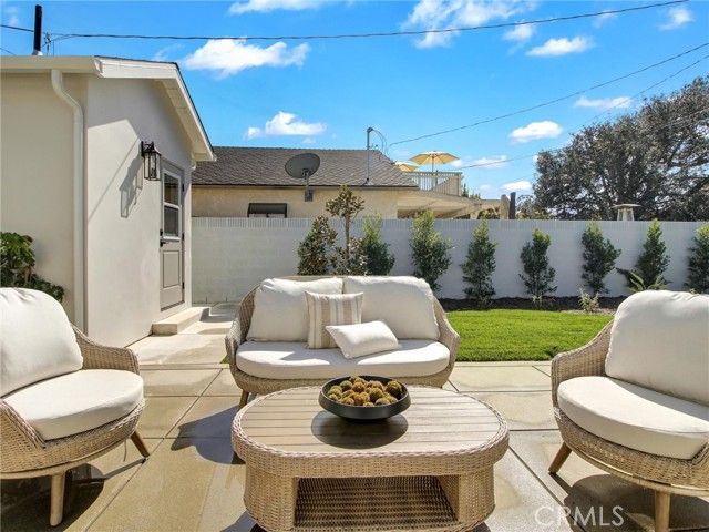 2171 Stearnlee, Long Beach, CA 90815