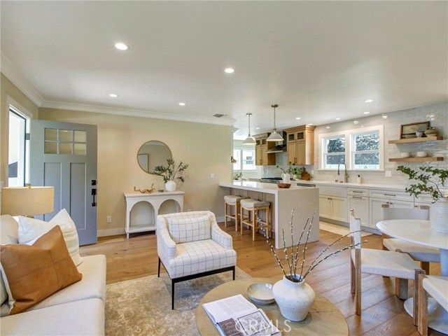 2171 Stearnlee, Long Beach, CA 90815