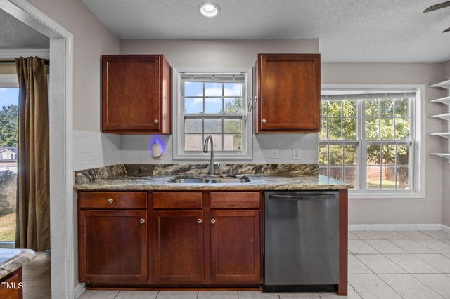 86 Pender Road, Spring Lake, NC 28390