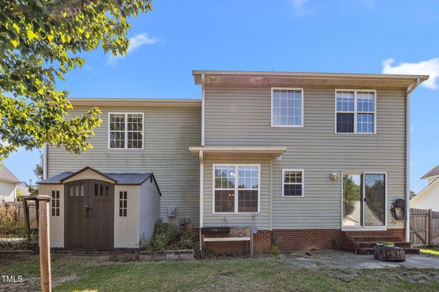 86 Pender Road, Spring Lake, NC 28390