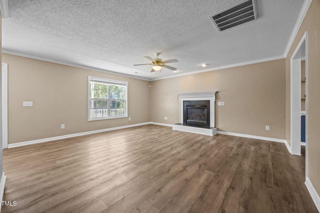 86 Pender Road, Spring Lake, NC 28390