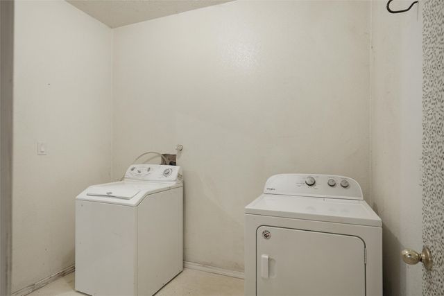 5240 Dexter, Rio Rancho, NM 87144